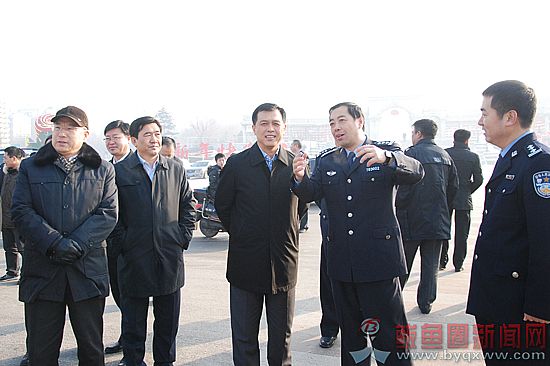 營口區(qū)公安局舉辦“平安航母”啟動儀式