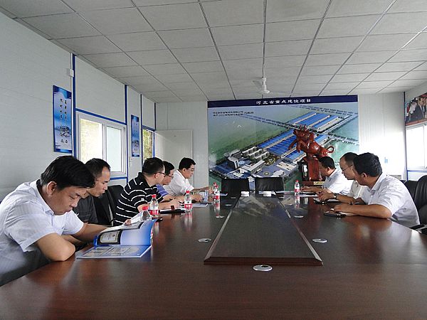 環(huán)保局領導參觀河北新宇宙電動車有限公司