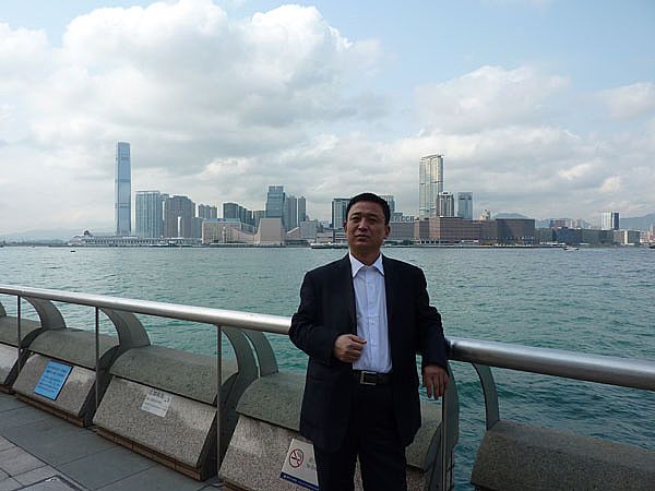 河北新宇宙：與科研機(jī)構(gòu)合作研發(fā)移動警務(wù)室