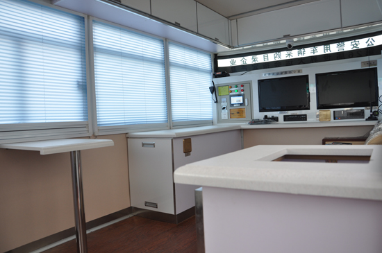 流動(dòng)警務(wù)室開進(jìn)河北黃驊，開展便民服務(wù)