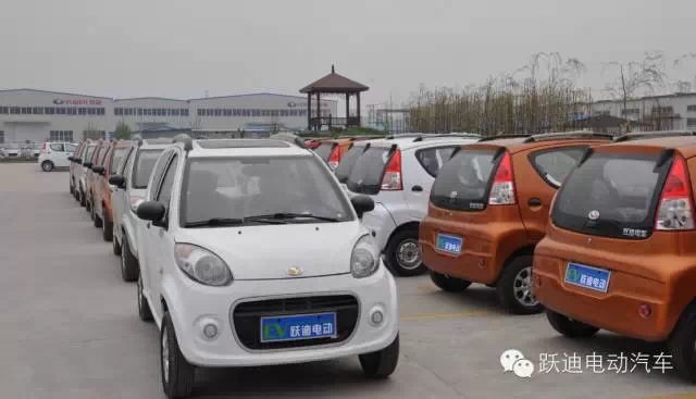 南京展持續(xù)進(jìn)行中---躍迪電動(dòng)汽車(chē)詢(xún)價(jià)訂單捷報(bào)頻傳