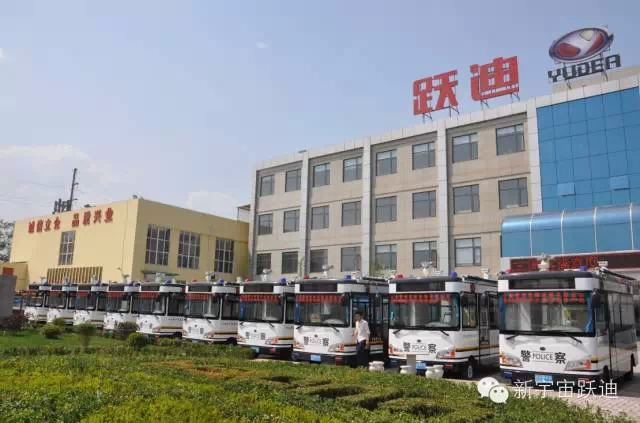 躍迪移動警務室發(fā)車江西---服務群眾得民心順民意