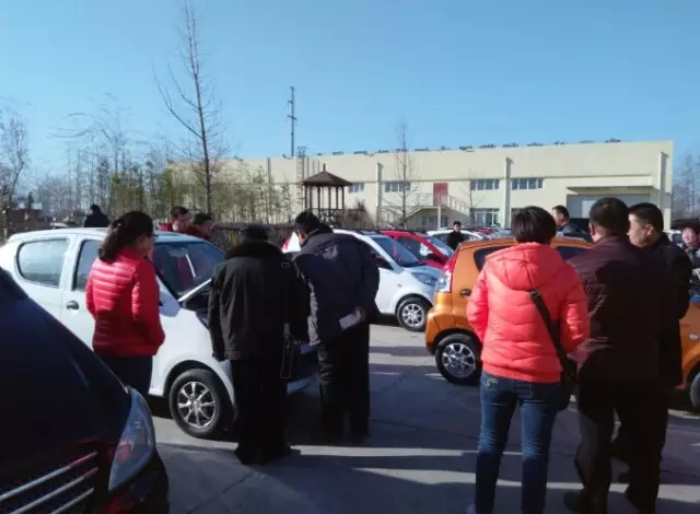 躍迪集團(tuán)回饋家鄉(xiāng)父老—暨“金”冬臘月招商、訂貨、動(dòng)銷(xiāo)大會(huì)河北站勝利召開(kāi)