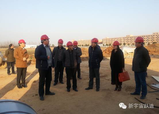 安徽省皖西南經(jīng)濟(jì)發(fā)展促進(jìn)會領(lǐng)導(dǎo)一行視察安慶安達(dá)爾汽車制造有限公司