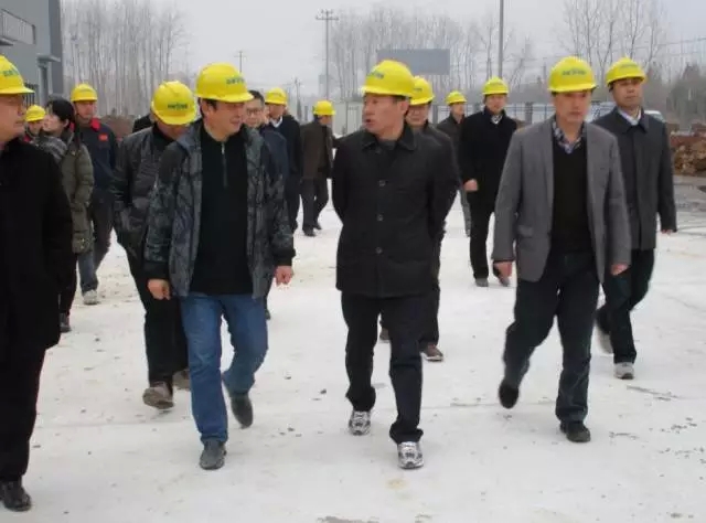 安慶市委書(shū)記虞愛(ài)華一行到安慶安達(dá)爾公司調(diào)研