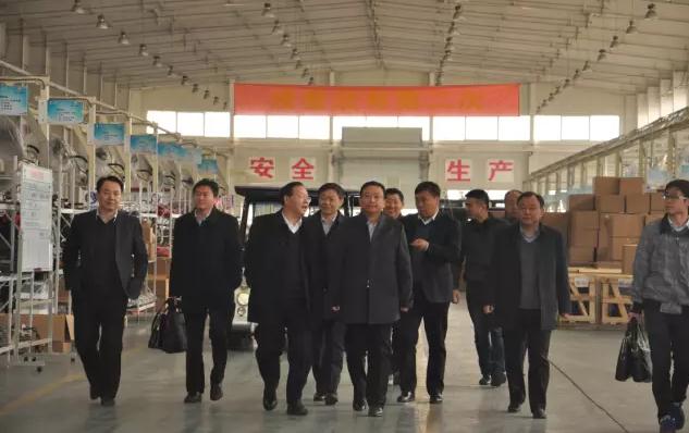 安慶市委常委、副市長(zhǎng)華克思一行到河北躍迪新能源科技集團(tuán)參觀考察