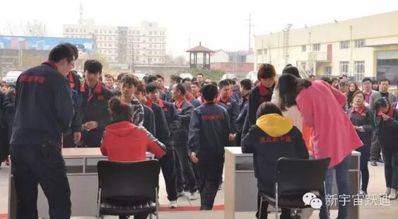 【躍迪之大愛】全體躍迪人為與病魔作斗爭的同仁獻(xiàn)上一份發(fā)自內(nèi)心的愛心捐款！—愛心點(diǎn)燃希望，真情傳遞溫暖！