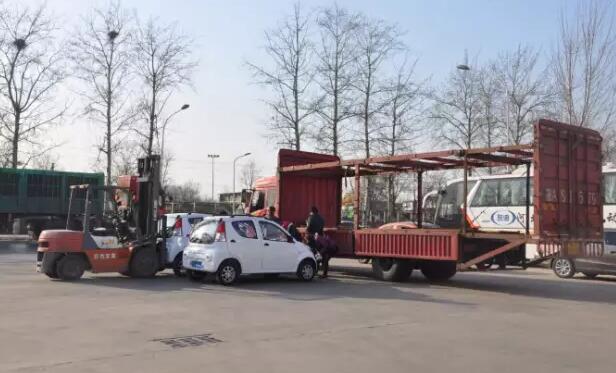 躍迪電動(dòng)汽車批量發(fā)車河北—共創(chuàng)美好未來(lái)