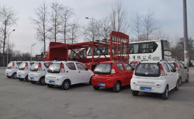 躍迪電動汽車批量發(fā)車廣西—躍迪，您身邊的電動汽車生產(chǎn)專家