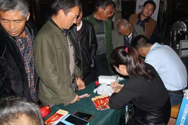 深秋送暖 感恩回饋——躍迪電動(dòng)汽車全民感恩團(tuán)購會(huì)（河南站）圓滿落幕