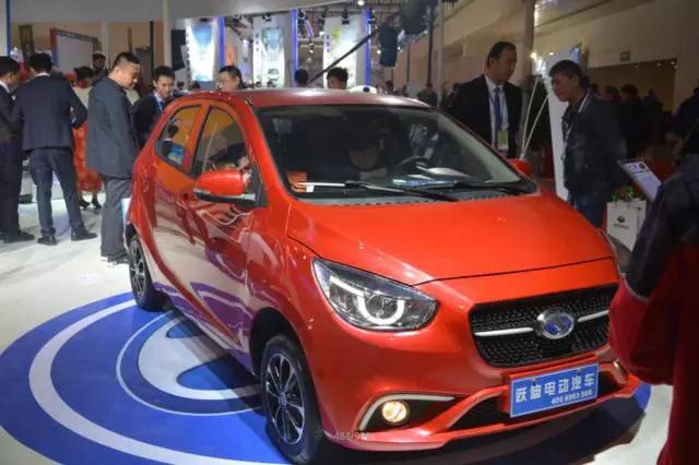 躍迪智能家族集結(jié)亮相鄭州展，萬人見證，共贏未來