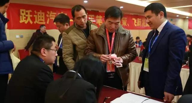 躍迪智能家族集結(jié)亮相鄭州展，萬人見證，共贏未來