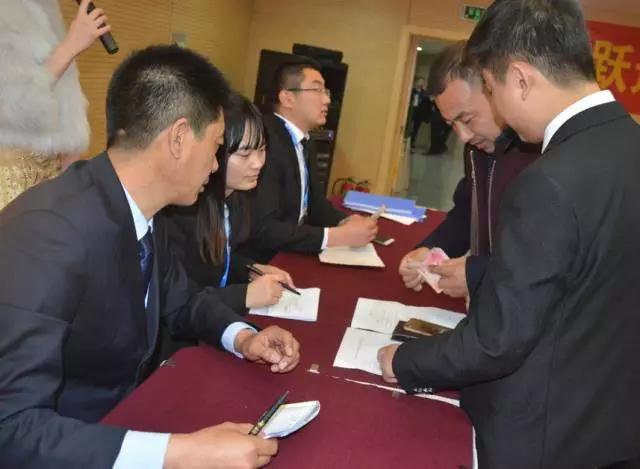 躍迪智能家族集結(jié)亮相鄭州展，萬人見證，共贏未來