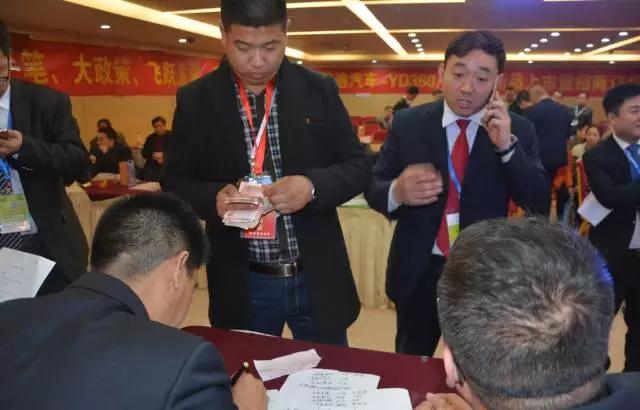 躍迪智能家族集結(jié)亮相鄭州展，萬人見證，共贏未來