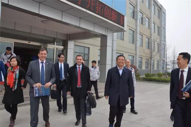 烏拉圭駐華大使費爾南多&middot;盧格里斯一行到躍迪集團參觀考察