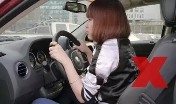 愛(ài)護(hù)身體，從正確駕駛姿勢(shì)開(kāi)始