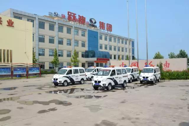 躍迪電動(dòng)城管巡邏車(chē)