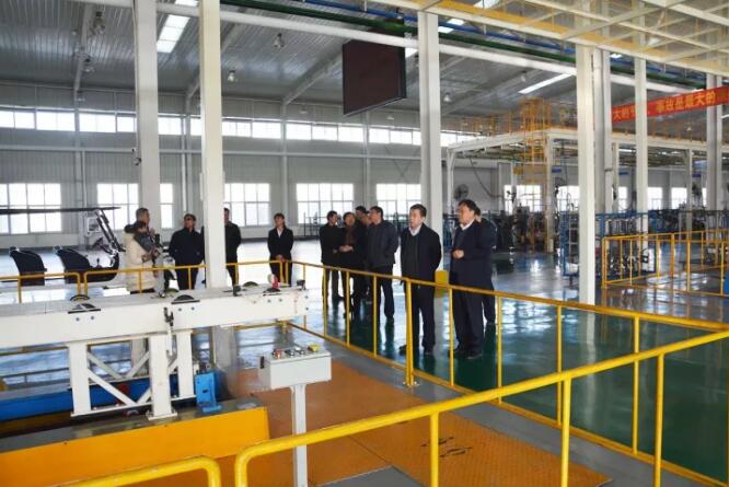 石家莊市委常委、統(tǒng)戰(zhàn)部長王韶華一行蒞臨躍迪集團參觀指導