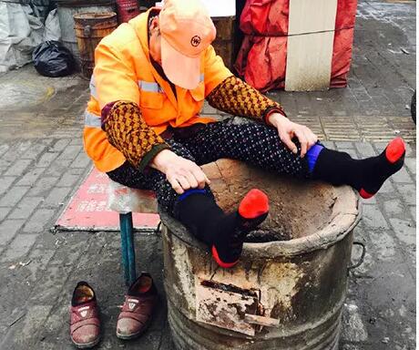 今天，躍迪向平凡而偉大的他們——環(huán)衛(wèi)工人致敬！