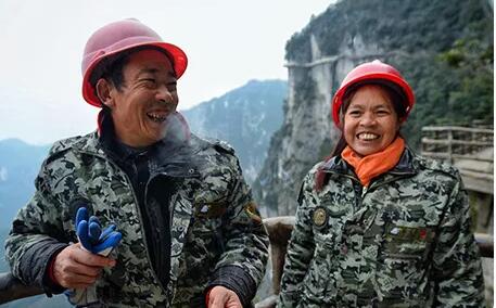 今天，躍迪向平凡而偉大的他們——環(huán)衛(wèi)工人致敬！