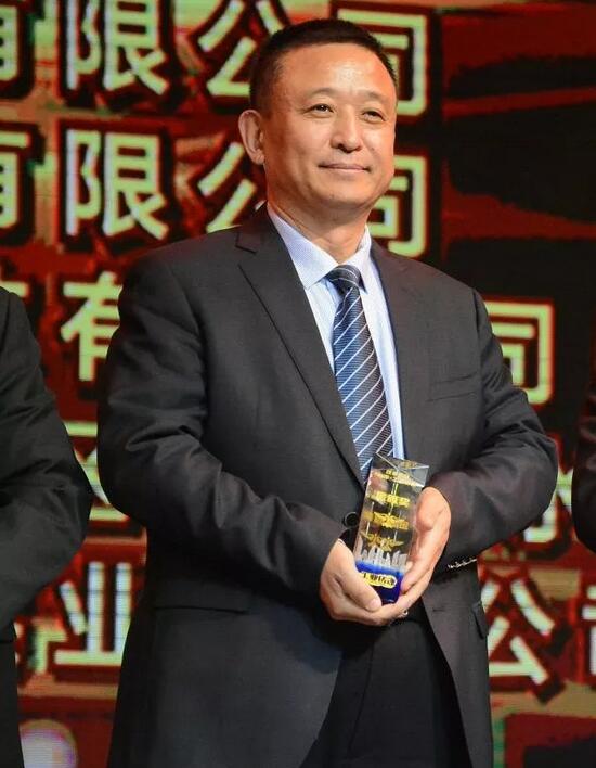 重磅|躍迪旗下河北新宇宙榮獲石家莊市“工業(yè)鑄魂”大型評選活動金雁獎(jiǎng)