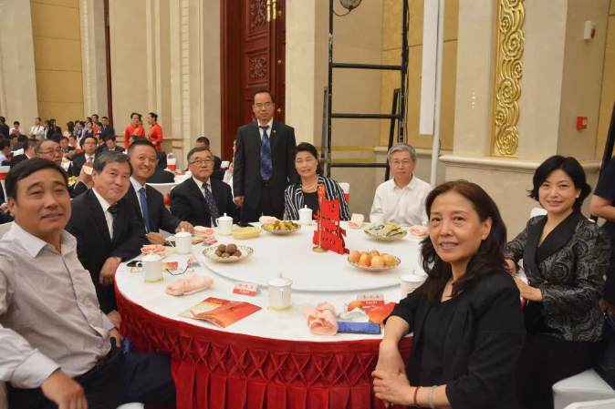 河北省委省政府舉行慶祝中華人民共和國成立70周年招待會(huì)