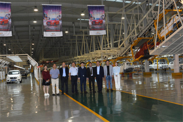 孟加拉駐華公使納祖明一行來躍迪集團(tuán)參觀考察，洽談合作