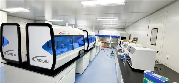 日檢20萬(wàn)人—躍迪核酸檢測(cè)實(shí)驗(yàn)室10天建成，調(diào)試完畢即將投入使用