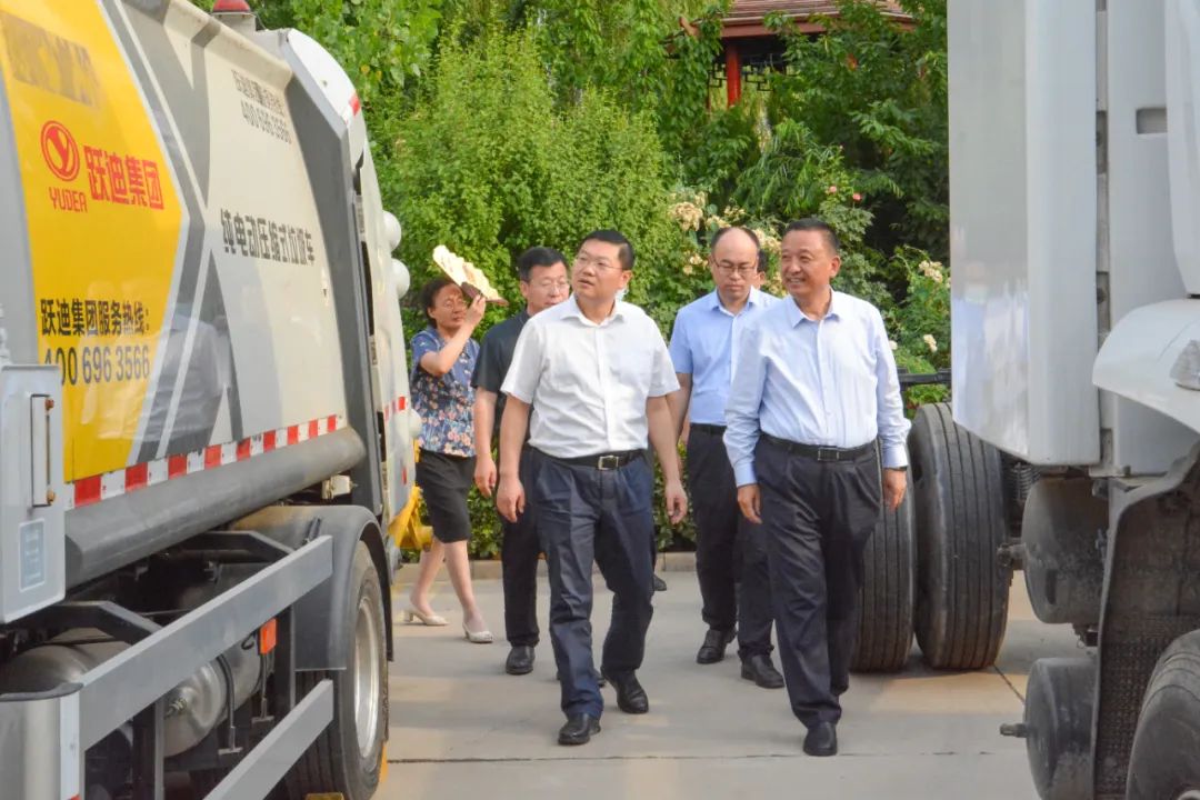 元氏縣委副書記、縣長曹鉑一行蒞臨躍迪集團(tuán)考察調(diào)研