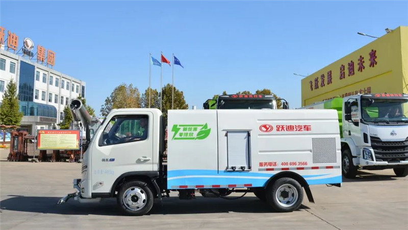 小小體型 超大能量丨躍迪純電動(dòng)路面養(yǎng)護(hù)車(chē)