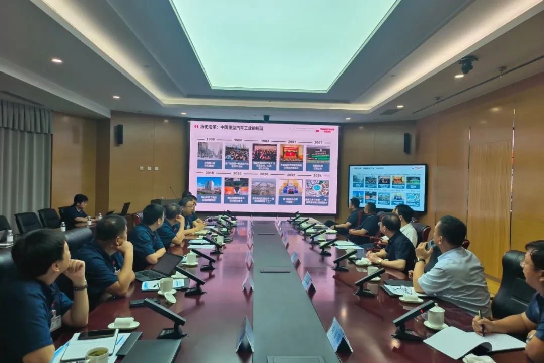 鋰業(yè)巨頭贛鋒鋰業(yè)董事長李良彬、躍迪集團(tuán)董事長呂洪濤聯(lián)袂造訪中國重汽，與劉正濤董事長洽談新能源領(lǐng)域合作前景