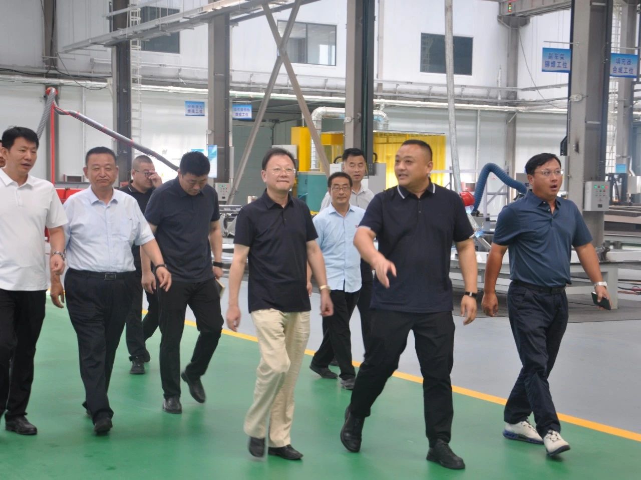 贛鋒鋰業(yè)集團(tuán)董事長(zhǎng)李良彬蒞臨躍迪集團(tuán)參觀指導(dǎo)